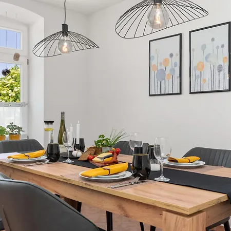 Schniederhus Ehrenburg